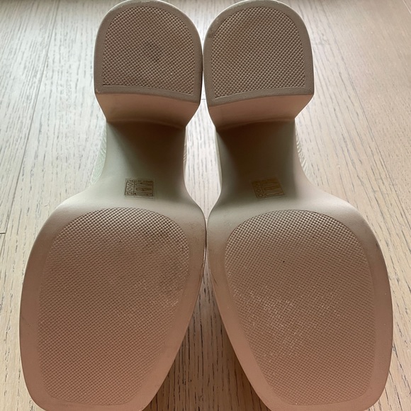 L’Intervalle Off White Patent Loafer Heels Shoes Sz 40 - Picture 4 of 4